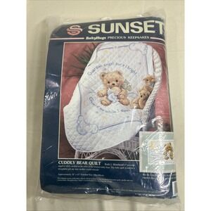 New 1994 Vintage Cross Stitch SUNSET Cuddly Bear Quilt. Size Approx 34×43.